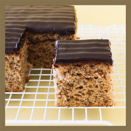 Original Foods Baking Co Goofy Banana Slab Cake 3.2kg